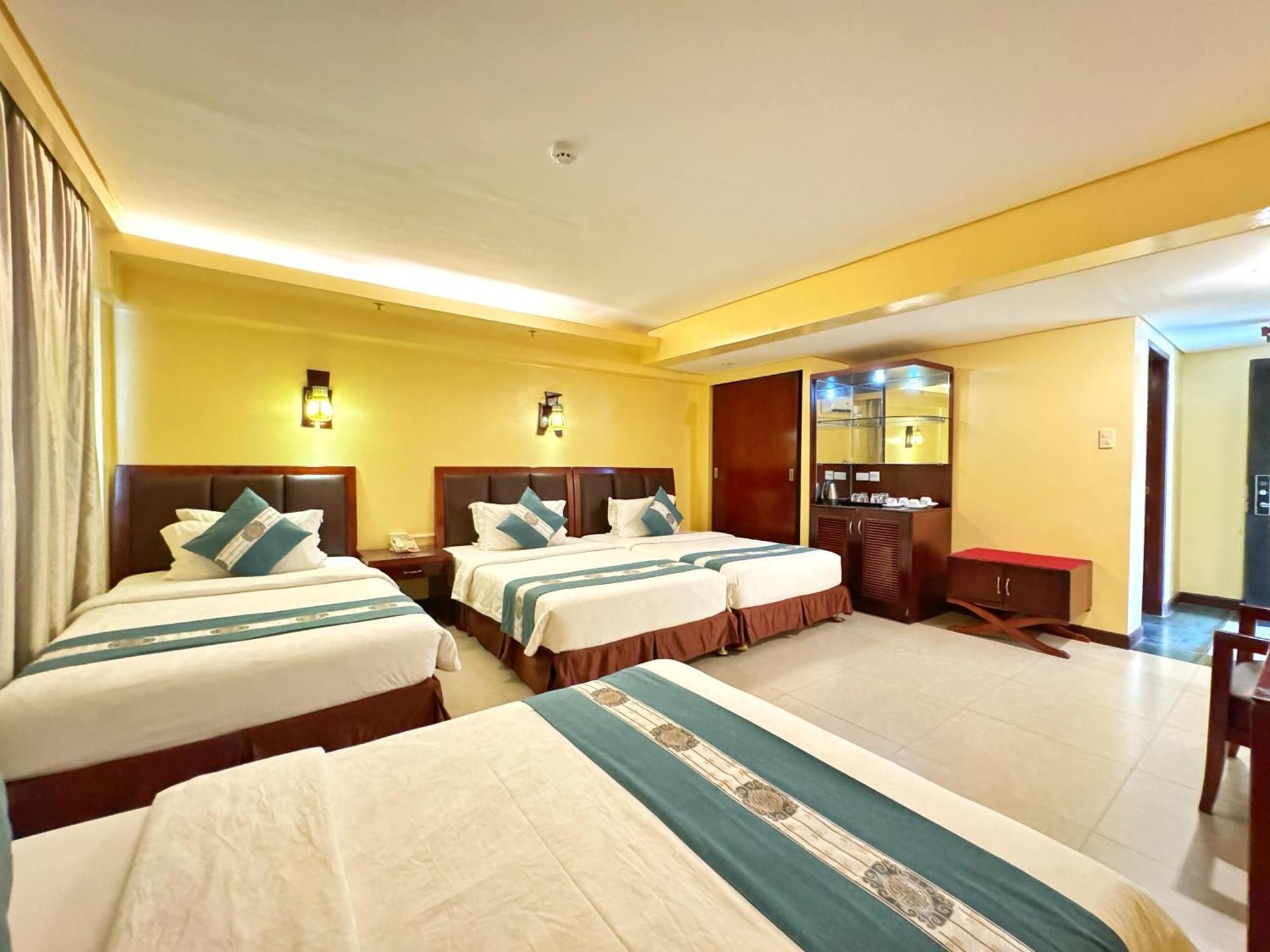 Golden Phoenix Hotel Boracay Manoc-Manoc Dış mekan fotoğraf