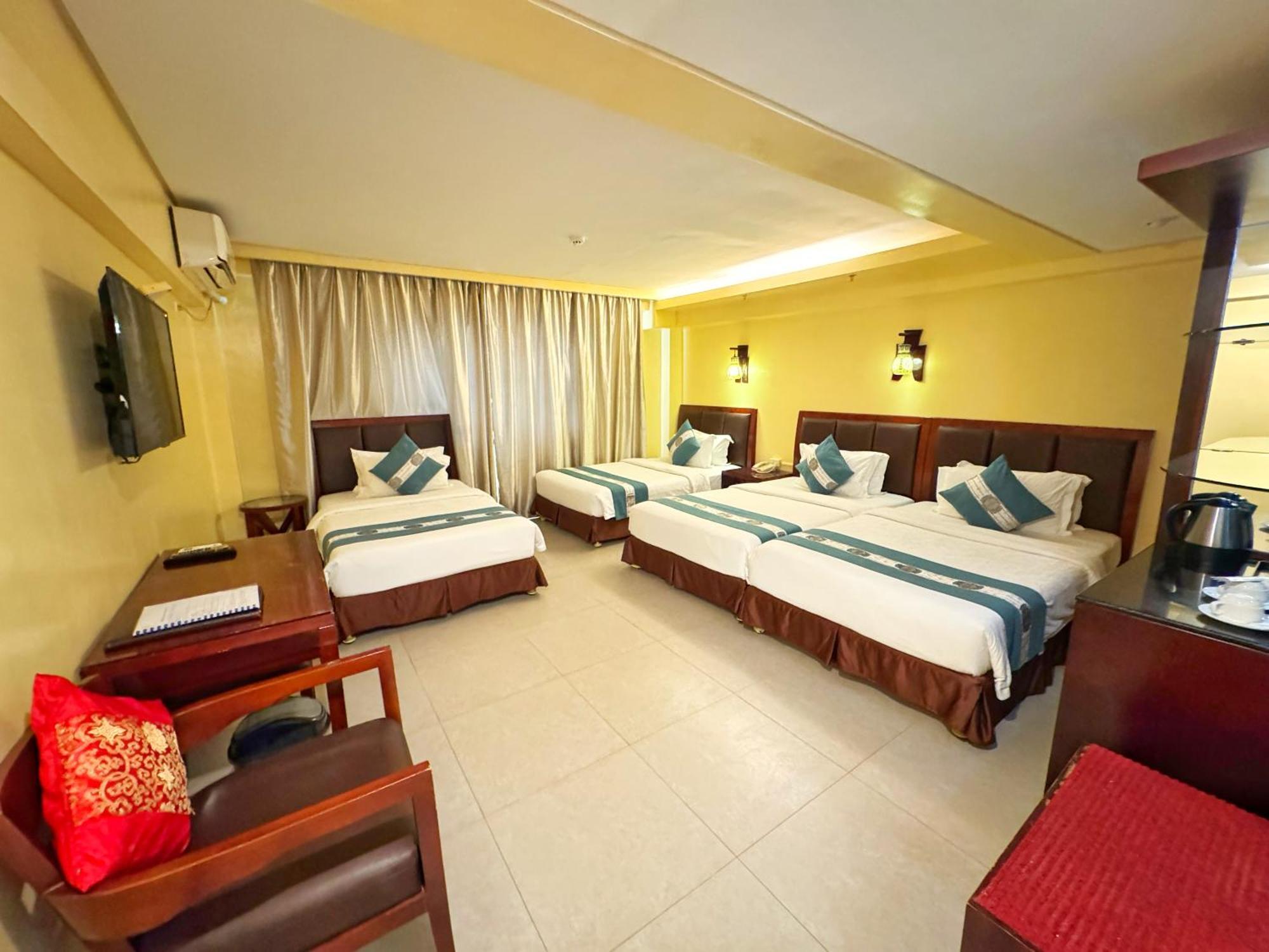 Golden Phoenix Hotel Boracay Manoc-Manoc Dış mekan fotoğraf