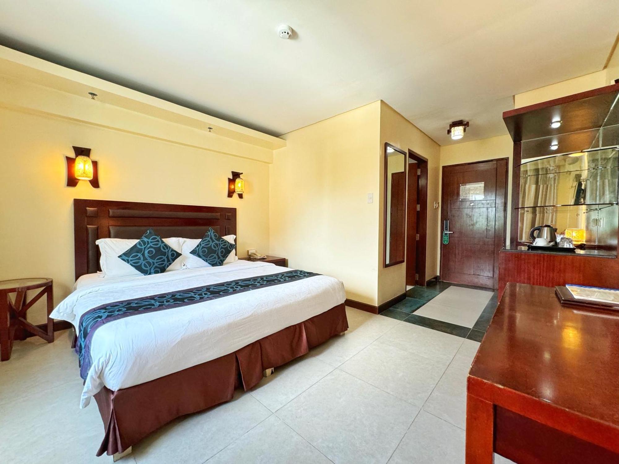 Golden Phoenix Hotel Boracay Manoc-Manoc Dış mekan fotoğraf